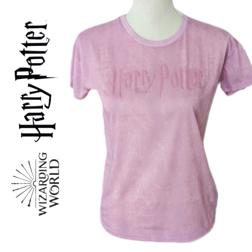 Official Harry Potter the Wizarding World Graphic T-shirt Embossed Logo 9-10 yrs